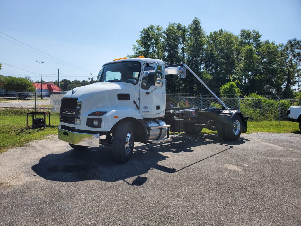 Mack Md Derated Non Cdl Multilift Hooklift Roll Off Truck For