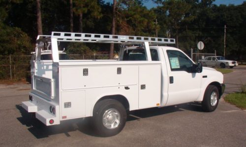 Reading service body with aluminum ladder rack from System One.