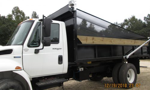 This 16-foot dump body was outfitted with an electric tarp from Tarping Systems.