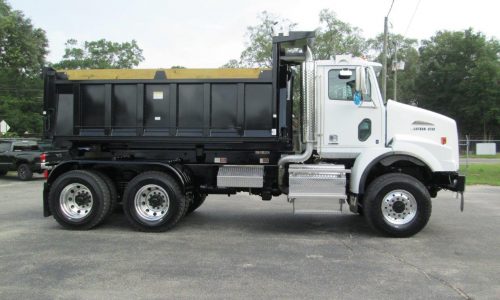 Western Star 4800 with hooklift and dump body, side view.